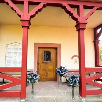 Midnight Bloom velké kytice pro oblouk a kostel – přání zákazníka Julie Fleur Midnight Bloom velké kytice pro oblouk a kostel – přání zákazníka Julie Fleur