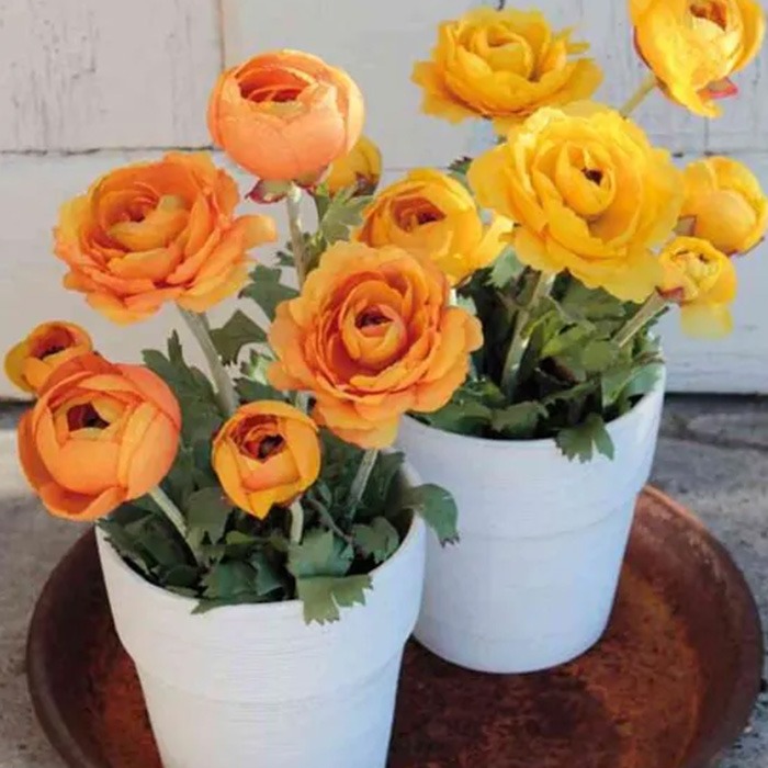 Uměl&eacute; květiny v květin&aacute;či