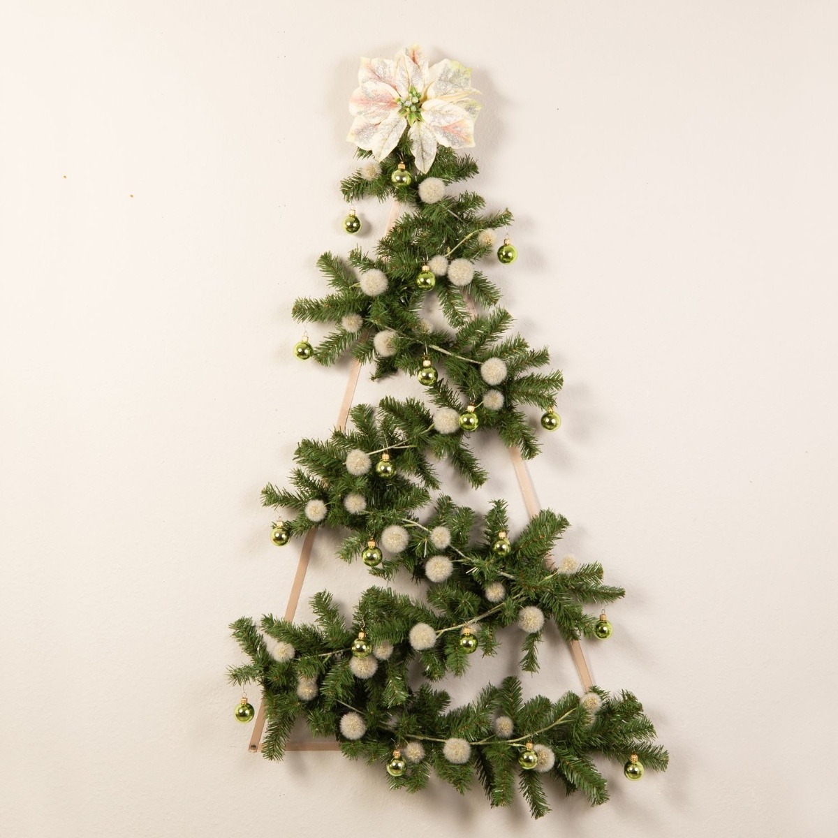 DIY – Nástěnný vánoční strom