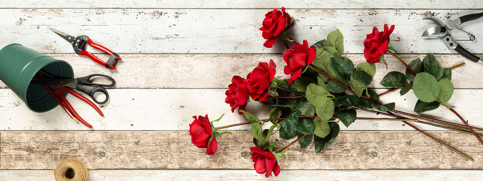 Kytice a aranžm&aacute; růž&iacute; na m&iacute;ru